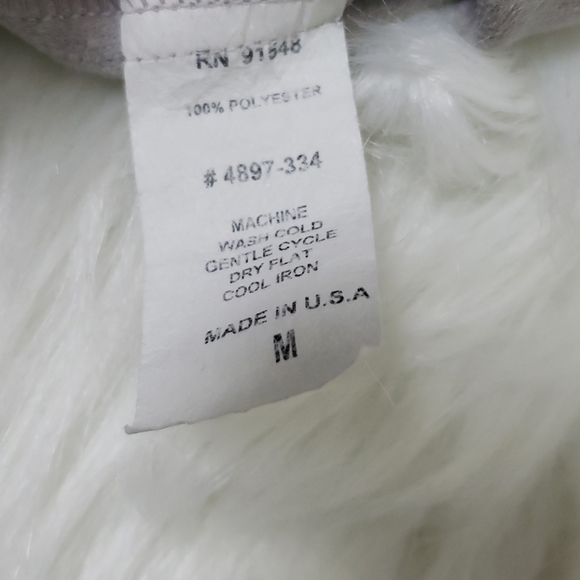 Waverly Grey Faux Suede Top Size M - Picture 7 of 8